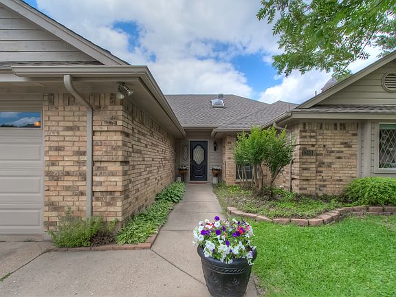 4th image of 1309 Highland Dr