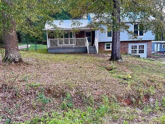 2nd image of 105 Pinehurst Dr