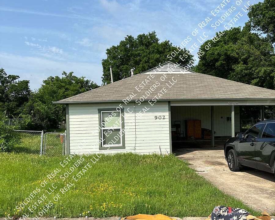 1st image of 902 Williamson Dr #902