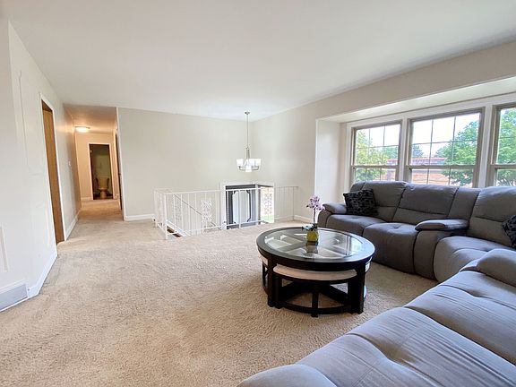 5th image of 1821 Briarwood Ave