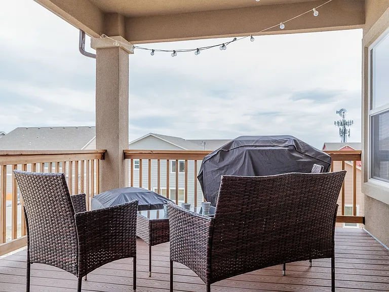 8141 Misty Moon Dr — Photo 32