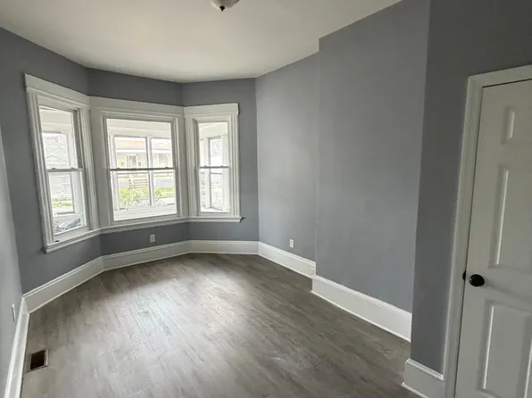 9 N 17th St, East Orange, NJ