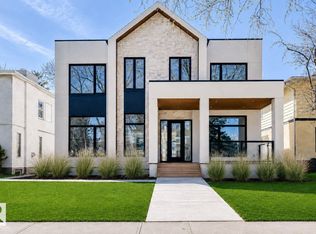 10514 134th St NW, Edmonton, AB T5N2B5