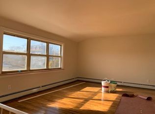 75 Arthur Ave #2B, Staten Island, NY 10305