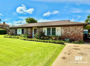 612 E Verbena Ave, Foley, AL 36535
