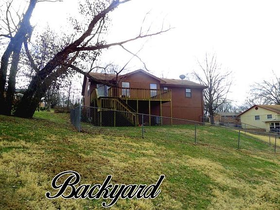 3rd image of 3938 Randall Dr