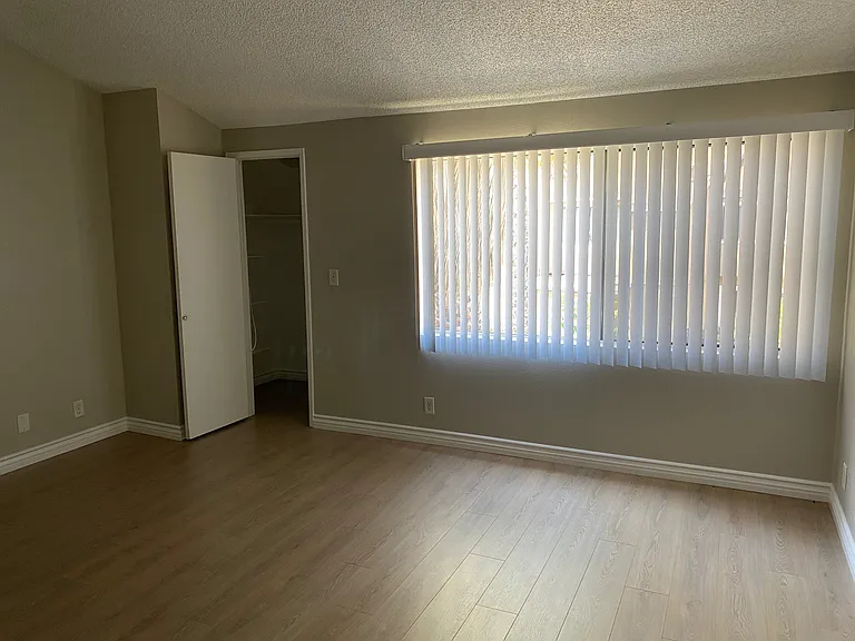 927 S Mountain Ave #80 — Photo 4