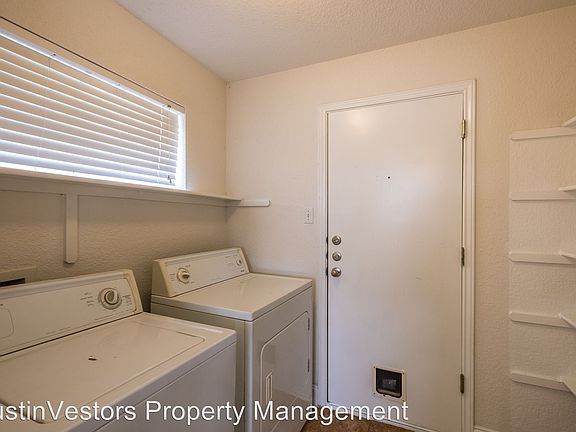 3rd image of 17303 Dashwood Creek Dr