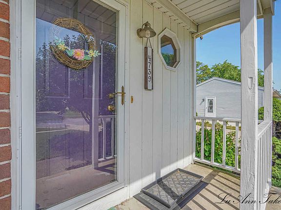 3rd image of 4739 Wolf Run Ave SE