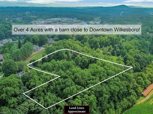 408 Woodland Blvd, Wilkesboro, NC 28697