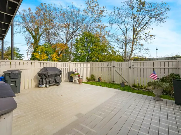 4-27 Schorr Drive image 12 of 19