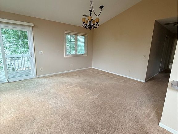 5th image of 140 Holl Rd NE