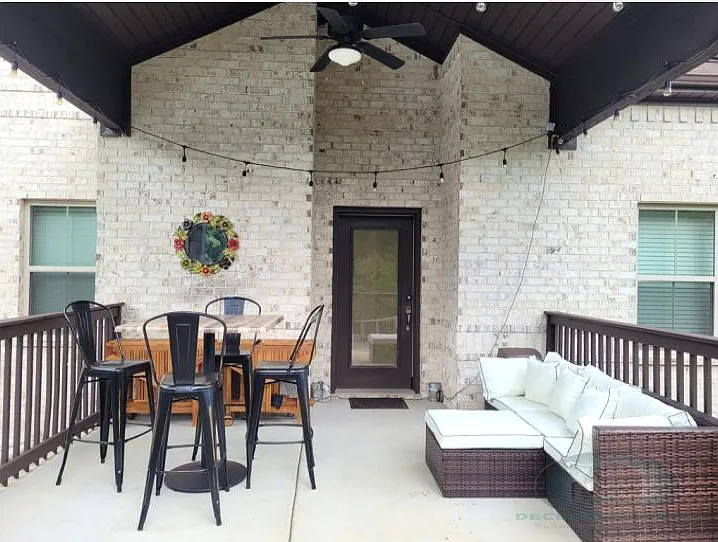201 Pumprock Dr — Photo 1