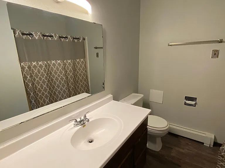 333 W Interstate Ave — Photo 6