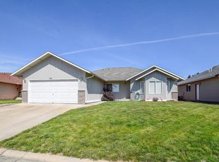 348 S 76th Ave, Yakima, WA