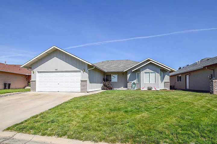 348 S 76th Ave photo 1