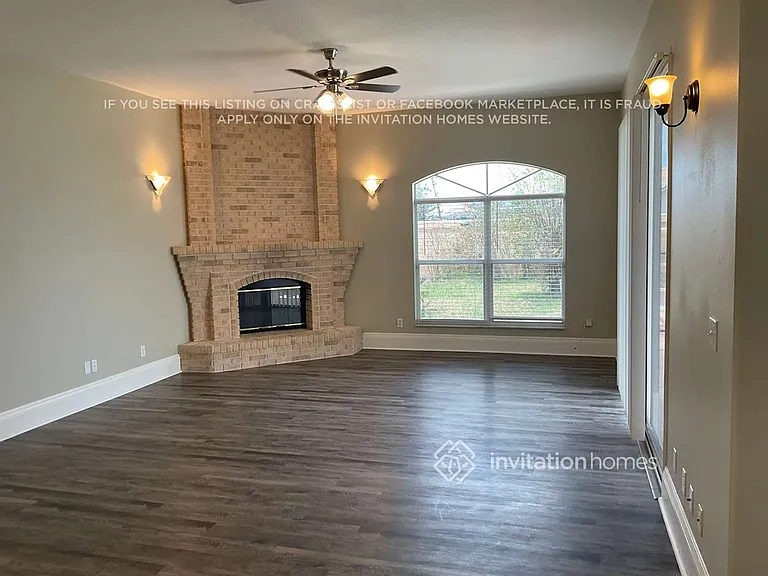 7214 39th Ln E — Photo 2