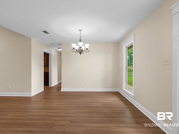 4th image of 12874 Bender Rd