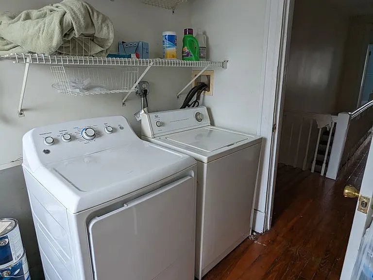 1609 W Grace St — Photo 18