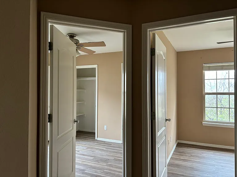 1434 W Netherland Way #1 — Photo 11