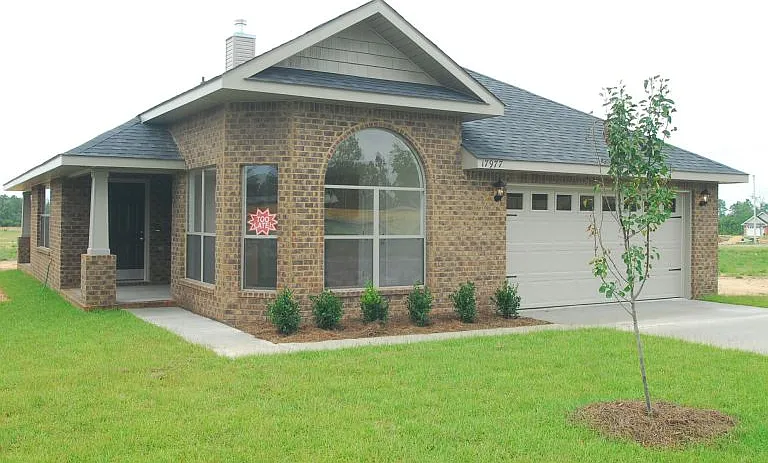 17977 Restoration Cir — Photo 1