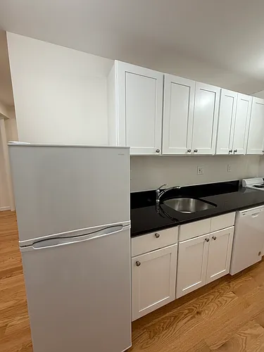 58 Westland Ave #9 Photo 1