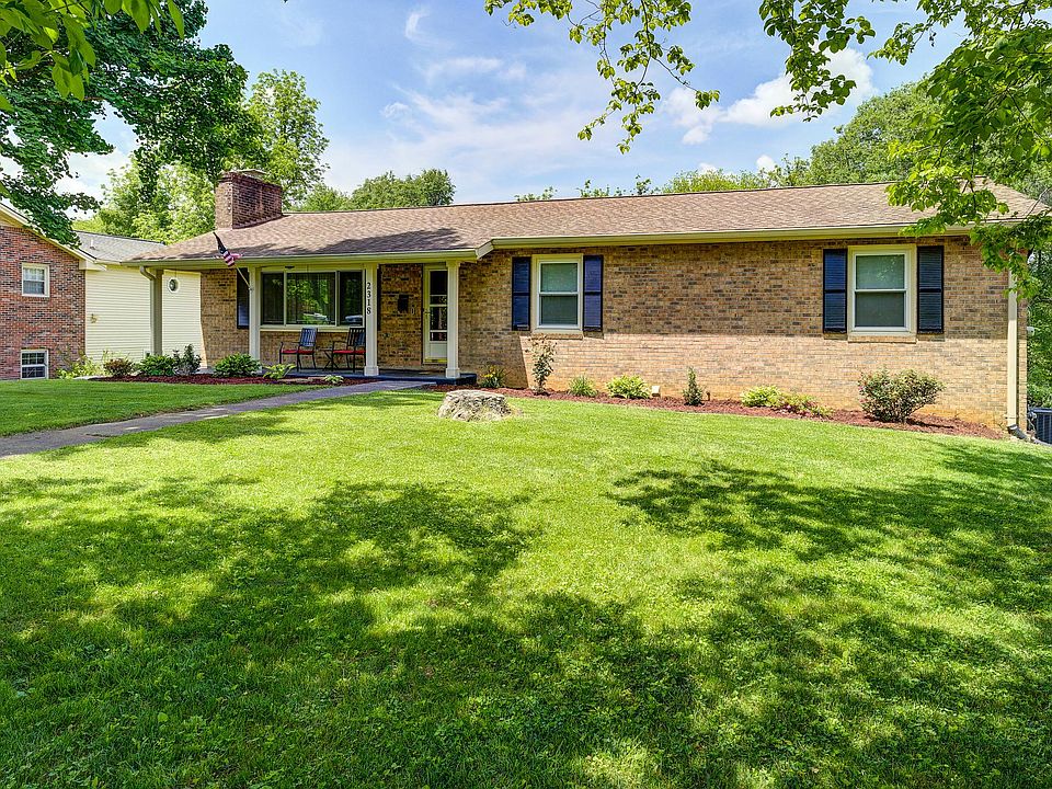 1st image of 2318 Camelot Cir