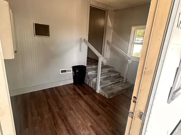 171 E 3rd St Unit 1A, Bunker Hill, IN 46914