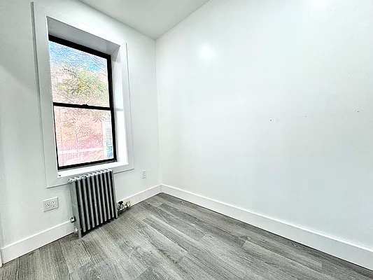 Rented by Compass | media 6
