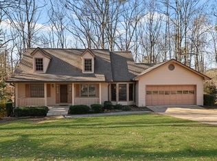 1940 Commonwealth Ct, Cumming, GA 30041