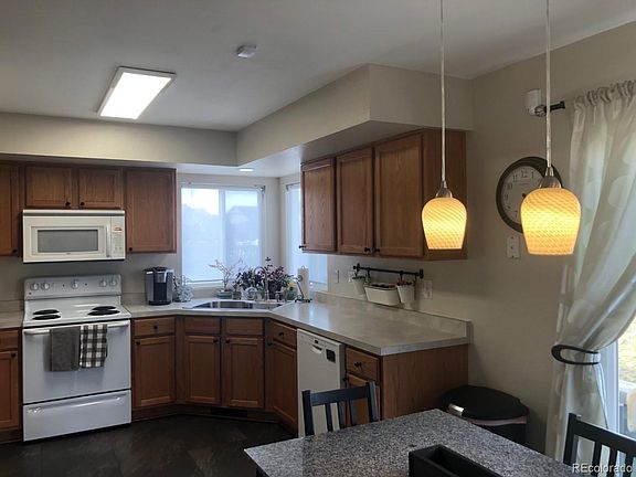 2nd image of 7376 Prythania Park Dr