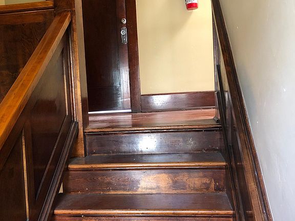 Stairs up to unit