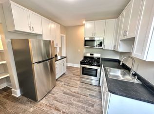 1811 North Warren Avenue, Milwaukee, WI 53202