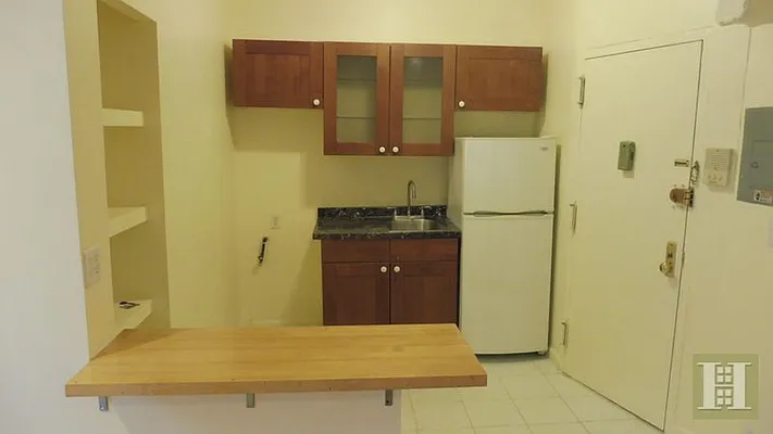 Rented by Halstead Real Estate | media 21