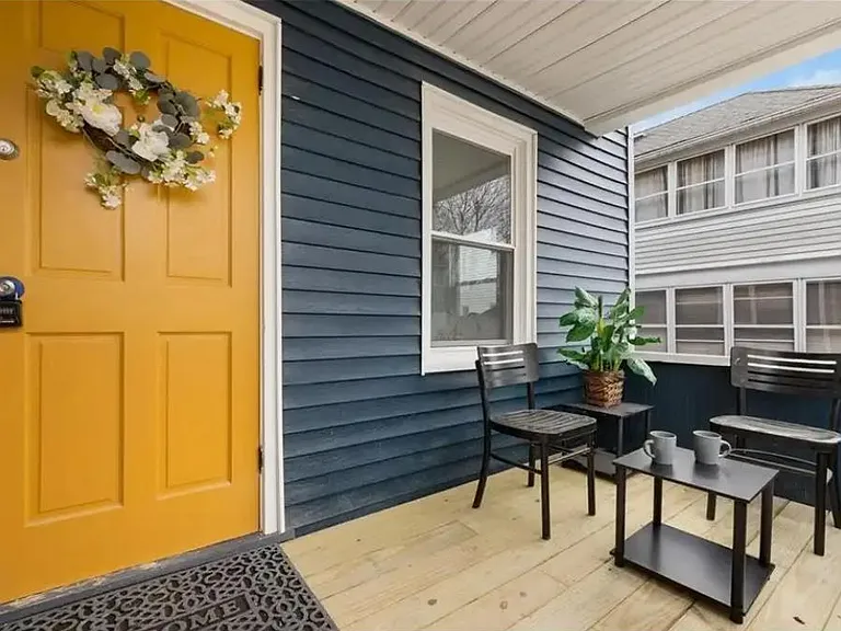214 Greene St — Photo 2
