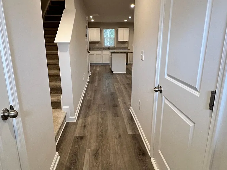 243 Christiana Ln #B — Photo 15
