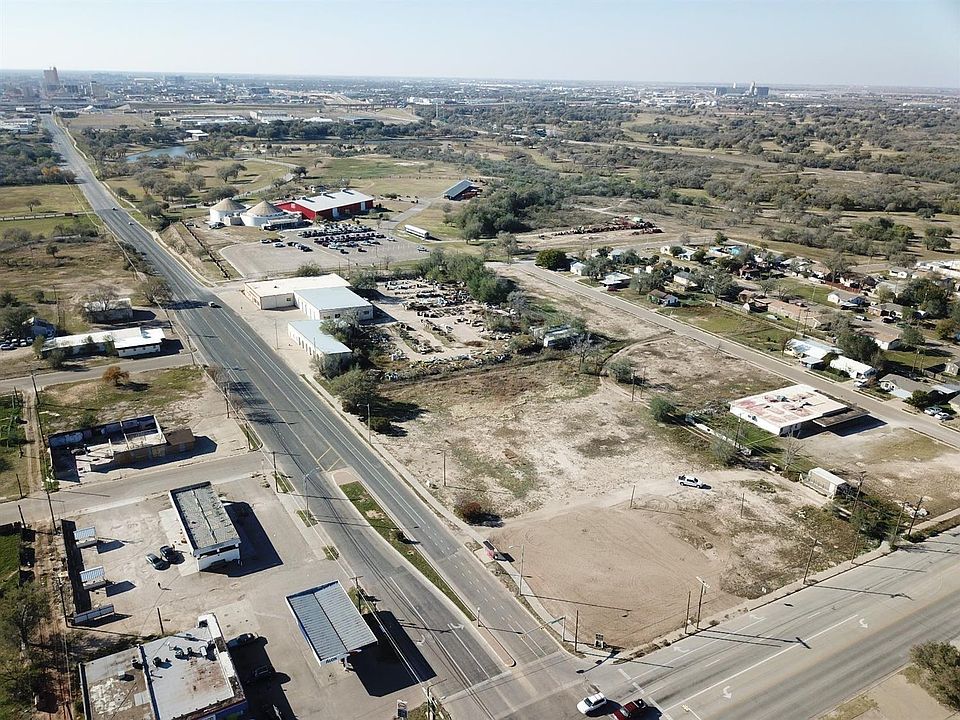 2nd image of 1513 E Broadway