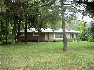 1st image of 539 Portage Trail Ext W