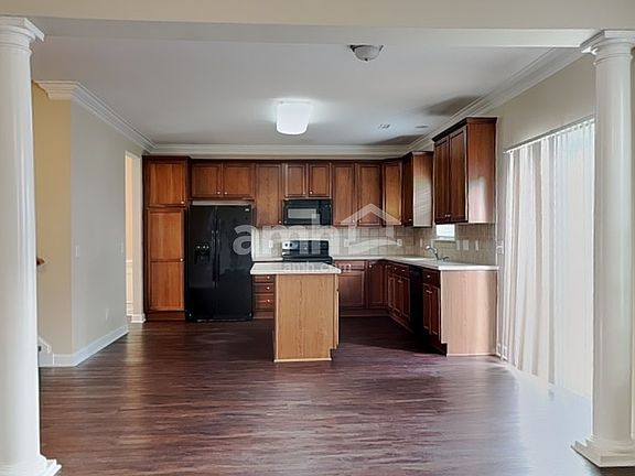 4th image of 5316 Stone Station Dr