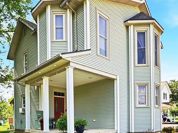4th image of 48 N Limestone St