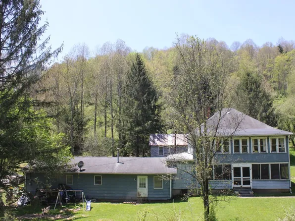 161 Varner Hollow Rd, Salem, WV 26426