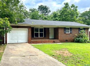 1504 Faye St SW, Decatur, AL 35601