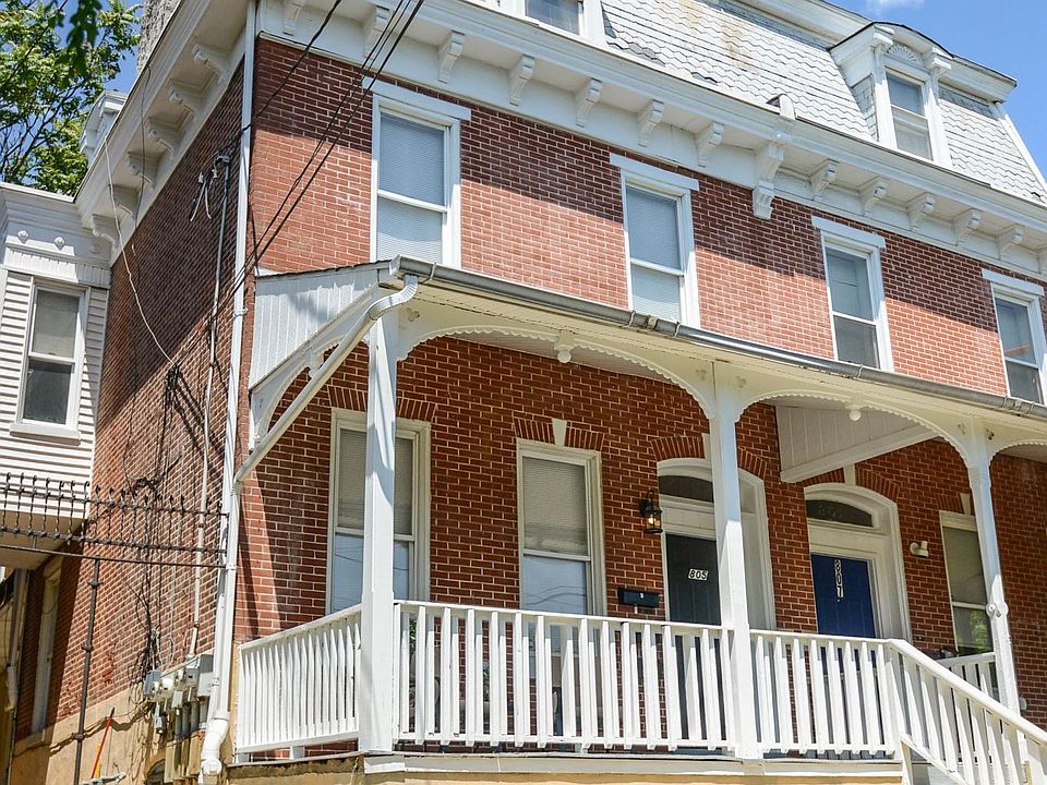 1st image of 805 N Van Buren St #2