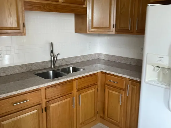 378 Montaup St, Fall River, MA