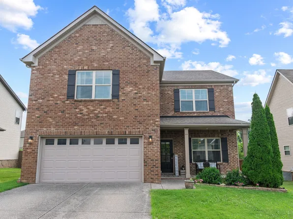 5002 Islands Ct, Spring Hill, TN 37174