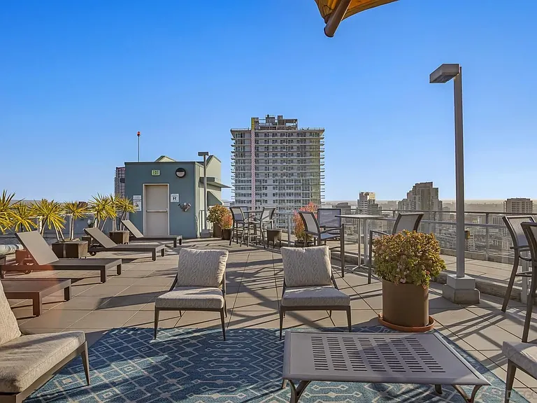 1080 Park Blvd #809 — Photo 34
