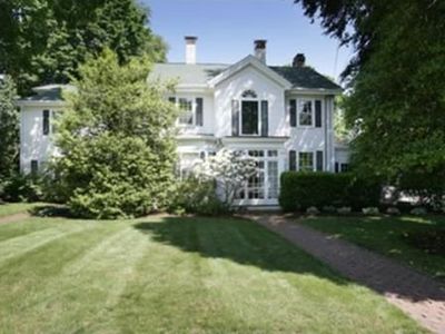 15 Temple St, Newton, MA, 02465