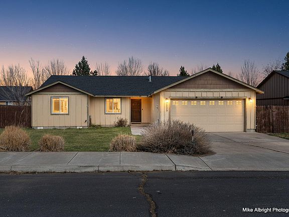 2nd image of 2215 SW Stonehedge Ct