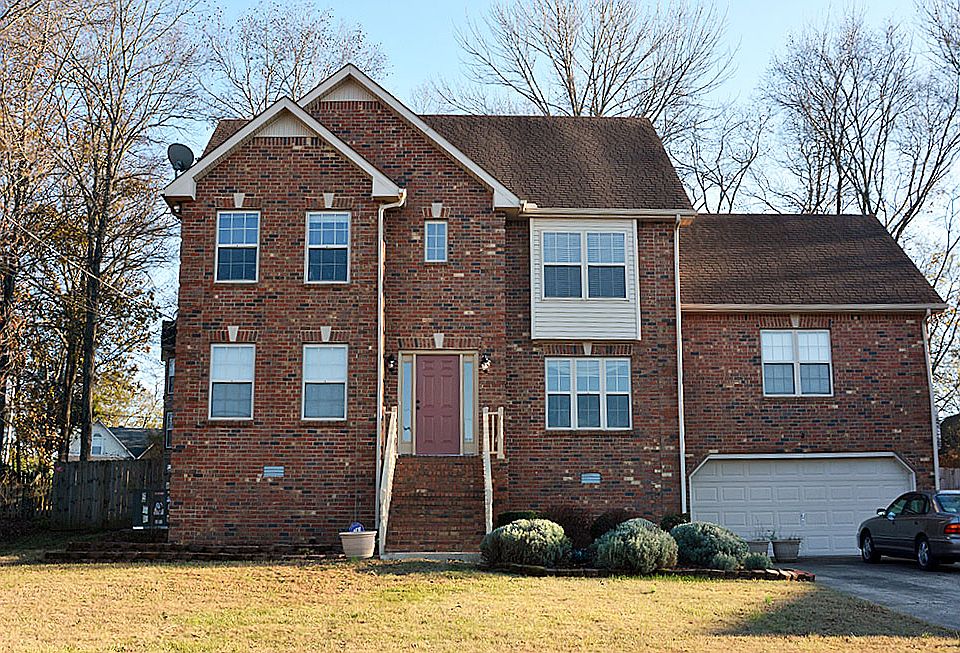 Welcome to 305 Shadowood Dr