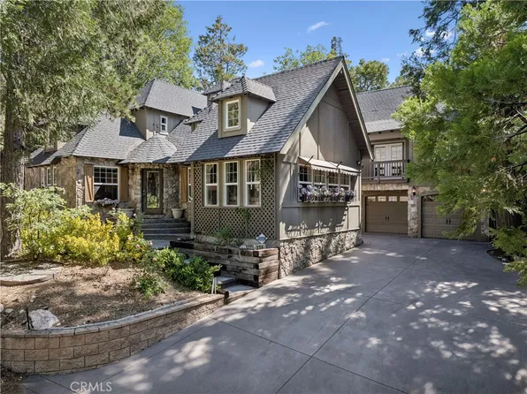 234 Crest Cir, Lake Arrowhead, CA 92352